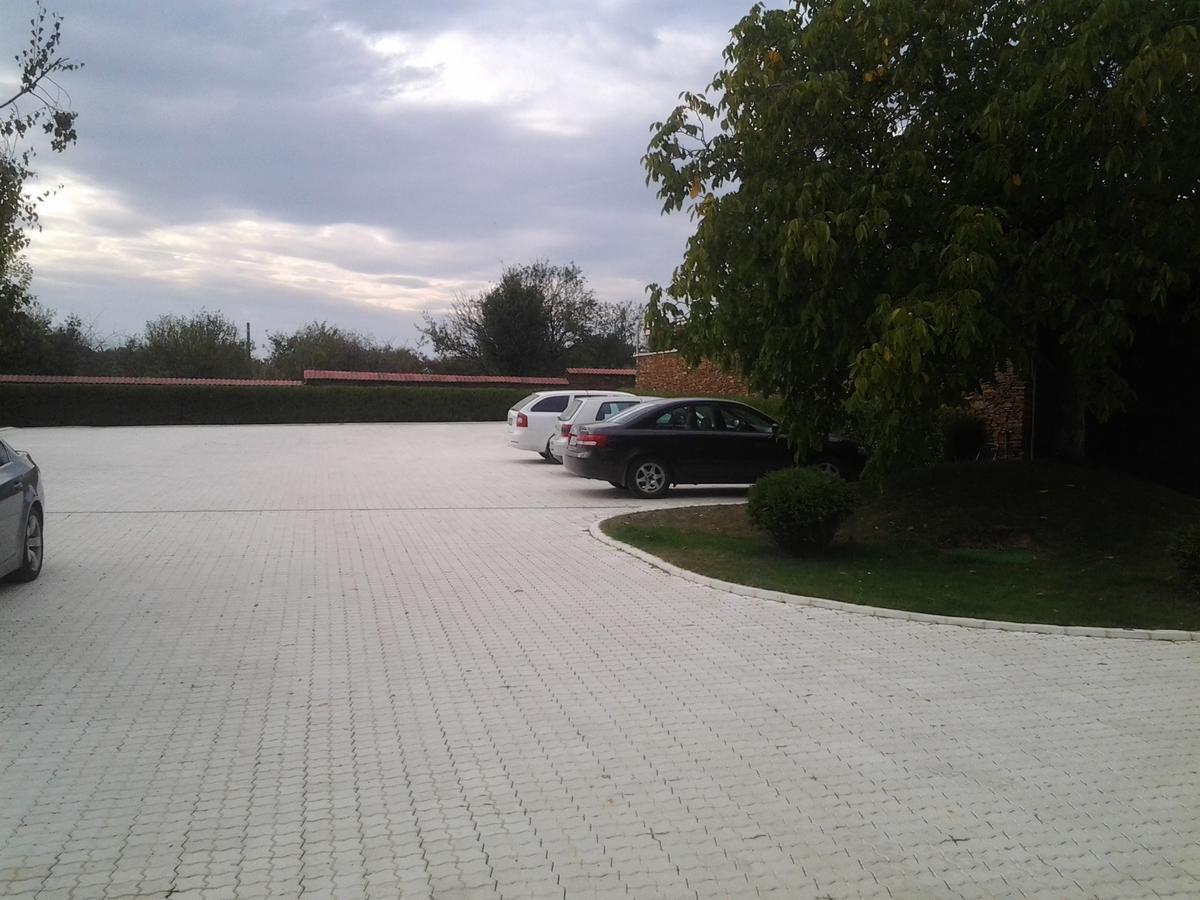 Hotel Villa Ekaterina Wakarel Zewnętrze zdjęcie